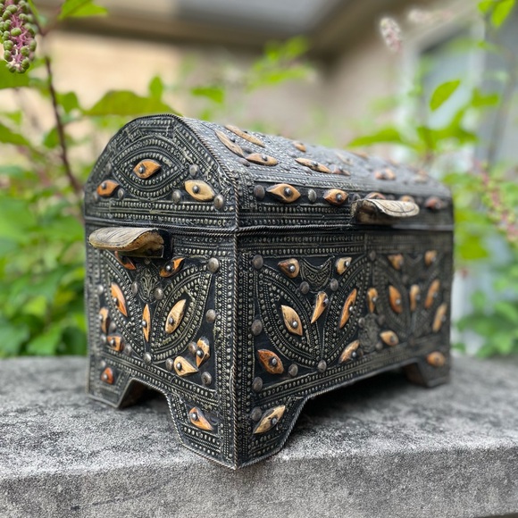 Antique Ornate Handcrafted Moroccan Evil Eye Wood Chest Decorative Box - Picture 6 of 15